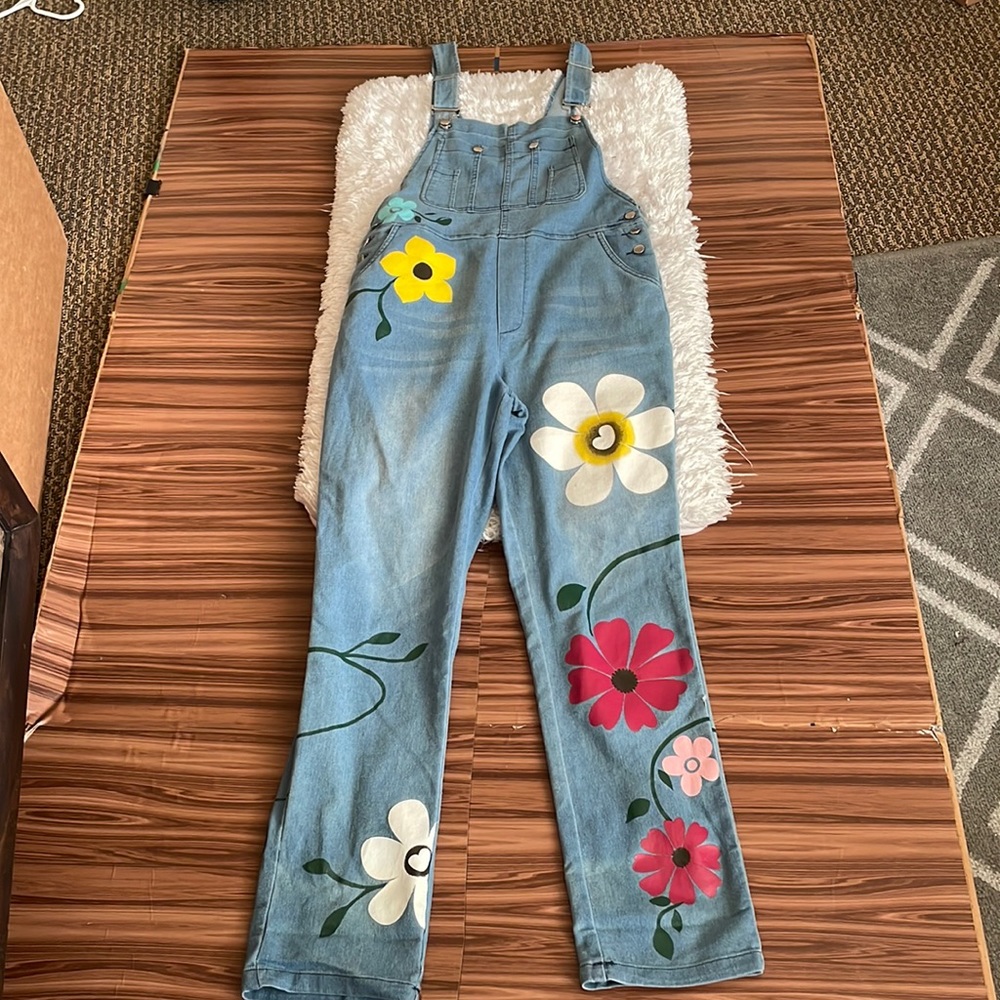 MISSLOOK Blue Denim Floral Painted Women’s Overalls size Medium